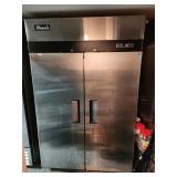 MIGALI TWO DOOR REACH IN FREEZER C-2F