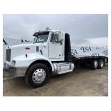 49172 2004 Peterbilt 330 Flatbed Tr 49172 2004 Peterbilt 330 Flatbed Tr