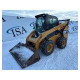 60052 Caterpillar 272D2 Wheeled Skid Steer img1