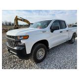 2837 2020 Chevrolet Silverado 4x4 Pickup Truck img1
