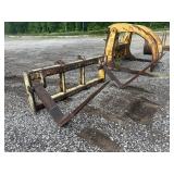 4004 Approx 56 Loader Forks img1
