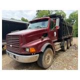 4067 1997 Ford LT9513 Louisville Tri Axle Dump Truck img1