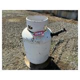 4078 157lb Propane Tank img1