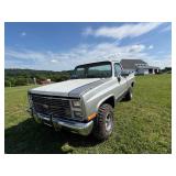 4535 1985 Chevrolet K10 4x4 Pickup Truck img1