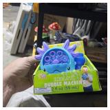 $10 Axolotl bubble machine New $10 Axolotl bubble
