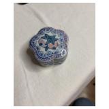 Vintage Chinese trinket box 3' across