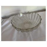 Mid-Century Modern 9 Inch Bowl Clear Swirl Design