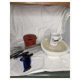 Grabber spatula cup and bowl w/lid