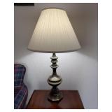 Lamp w/shade 33ï¿½ tall