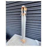 DeWalt Adjustable Tripod