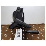 Taurus PT92AF 9MM with 2-17 round mags