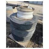 1-lot of 295/75R 22.5 semi tires and wheels.