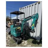 CFG Industrial H15R mini excavator, fixed thumb.