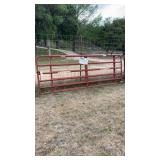 1 12ï¿½ Farm Master 6 rail gate.