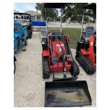 SD Lanch SSL580 skid loader. (new)