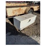 Approx. 48' tool box.