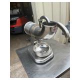 Shaved ice machine