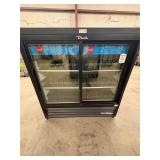 True glass door merchandiser