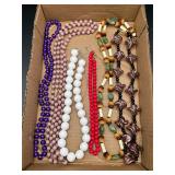 Jewelry lot. Necklaces lot.