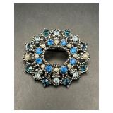 Vintage brooch pin.