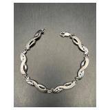 Marked 925 bracelet. Untested.