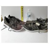 10.5 Avia Footbed Shoes & 10 Men