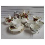 Hitkari Potteries Bone China/Old Country Roses