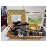 Picture Folders, Buttons, Two Pictures