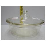 Pyrex 2 1/2 QT Covered Casserole Dish