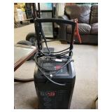 DSR Powered By Schumacher Battery Charger