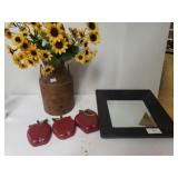 Wooden Hanging Apples, Black-eyed Susan Flower