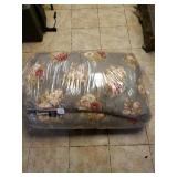 King Sized Floral Comforter