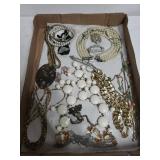 Costume Jewelry: Necklaces & more