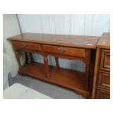 Broyhill Sofa Table / Entryway / Hall Table