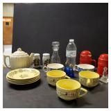 Mixed of Glassware / Pottery some marked USA,