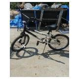 Kent FS20 Ambush 20" Bike W/front Pegs