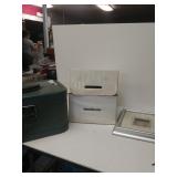 Cosmetic Case (locked), Picture, Stiff collar