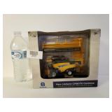 New Holland CR9070 Combine