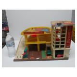 Vintage Fisher Price Parking Ramp - Service