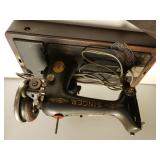Singer Sewing Machine