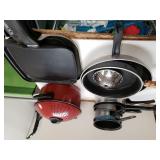 Pot/Strainer Combined Pot, Skillets, Sauce Pans