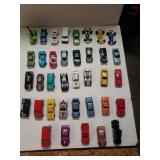 (37) Hotwheels And Matchbox Cars