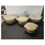 (4) Pyrex Bowls With Lids