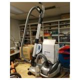 Fantom Vacuum Cleaner W/ Filters