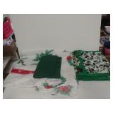 Holiday Tablecloths & Dish Carrier