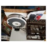 I ROBOT Roomba Vacuum
