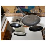 Frying Pans,  Dutch Oven w/strainer top, Small