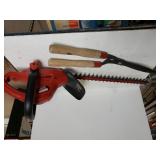Craftsman Hedge Trimmer & Hedge Clippers