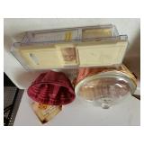 Wickerware 2 Qt Casserole w/cover, Plastic Molds,