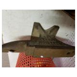 Vanadium Steel Blacksmith 100lb Anvil